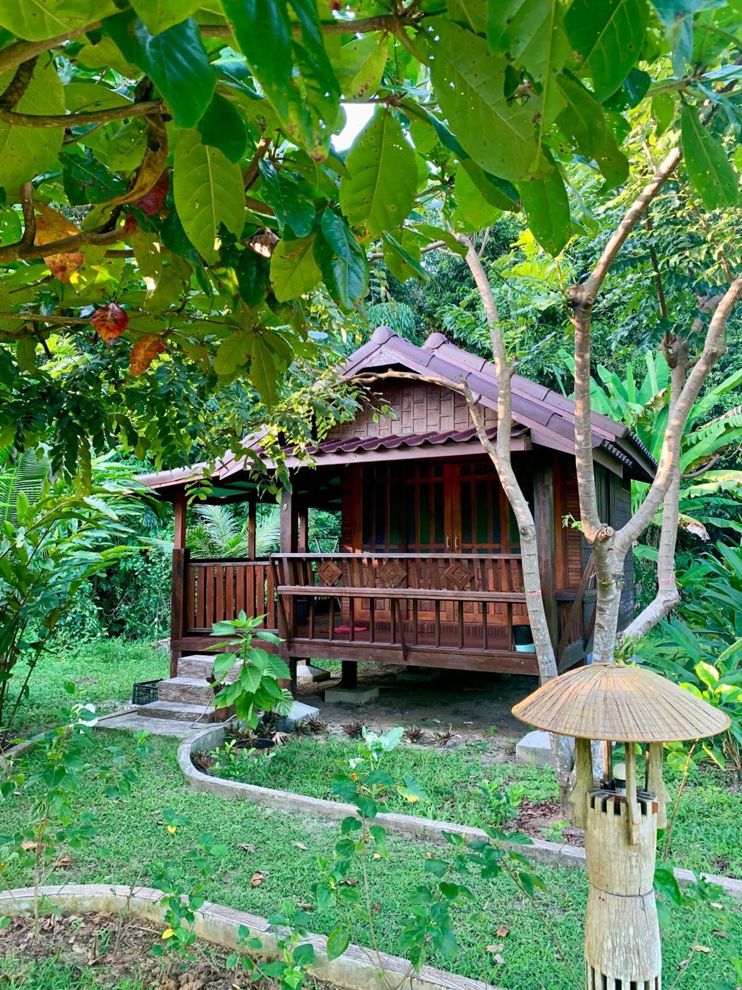 Kohkoodfarmstay Ko Kut Exterior foto